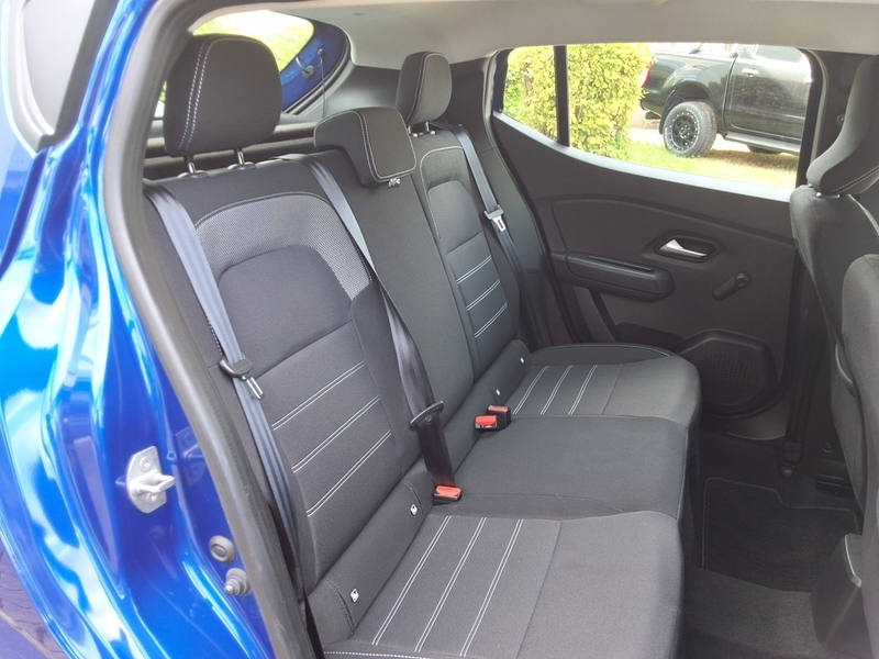 Fahrzeugabbildung Sandero Comfort Bild 11 von 14