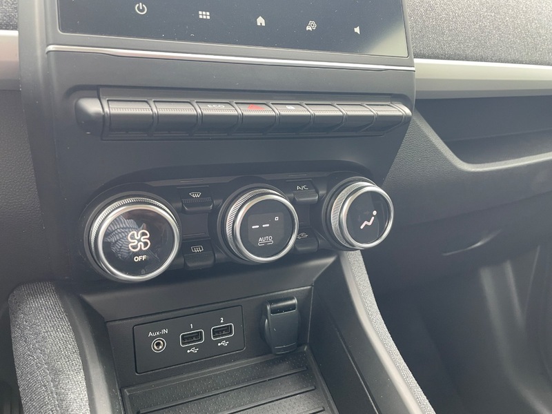Fahrzeugabbildung Zoe incl. Batterie Bild 18 von 40
