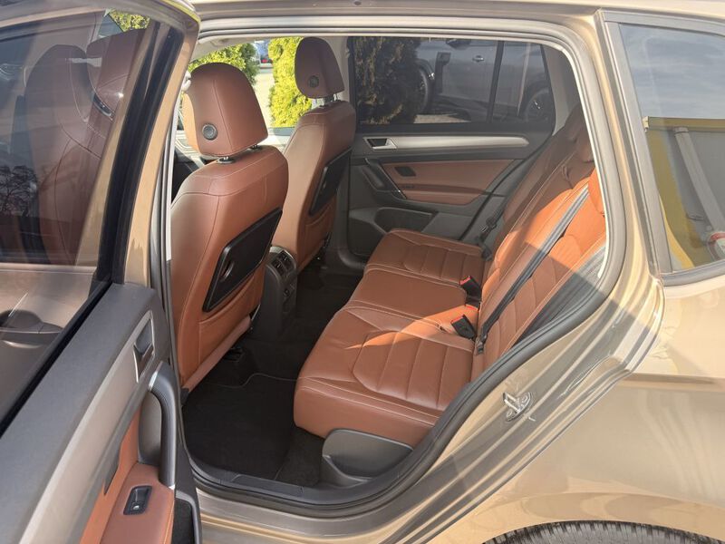 VW Golf Sportsvan