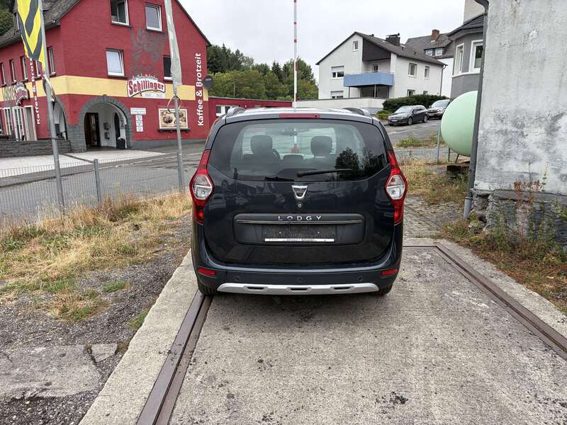 Dacia Lodgy