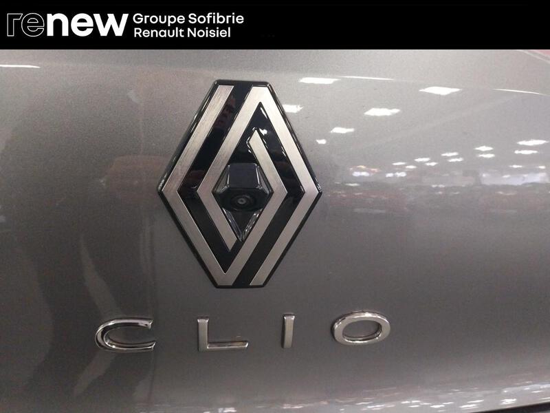 Renault Clio V