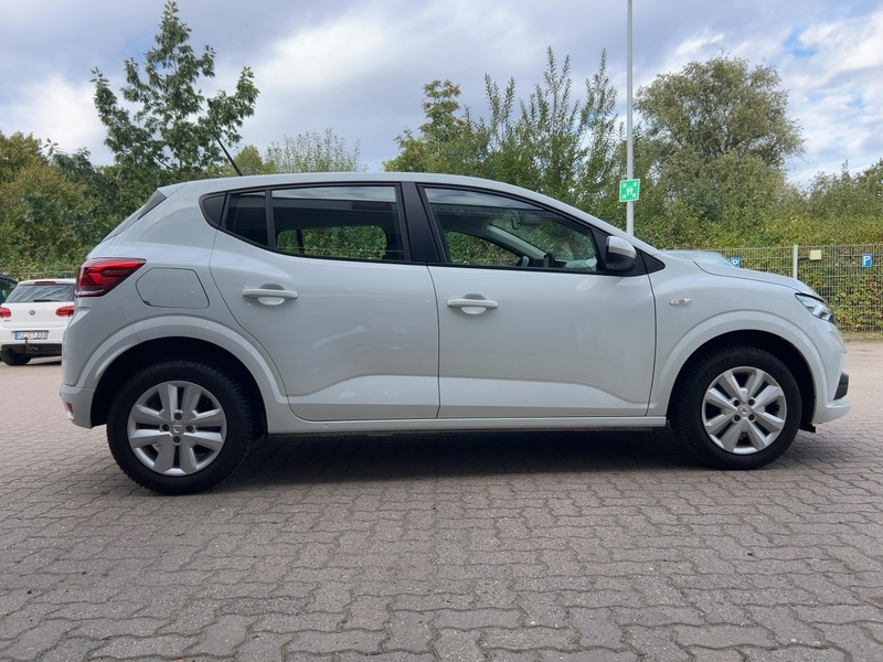 Fahrzeugabbildung Sandero Comfort TCe 90 (MY2021)+CARPLAY+KLIMA+LED+TEMPO+ Bild 5 von 15