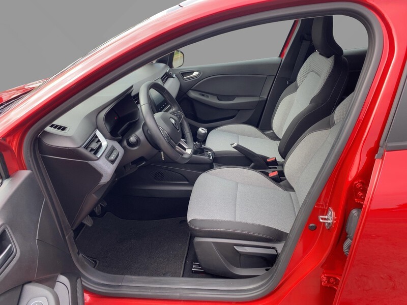 Fahrzeugabbildung Clio EVOLUTION SCe 65 Bild 7 von 19