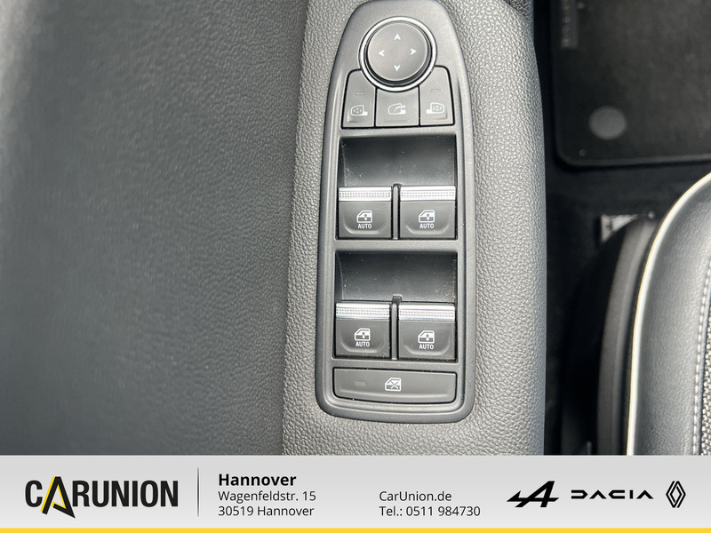 Fahrzeugabbildung Captur INTENS E-TECH Plug-in 160 Bild 17 von 20