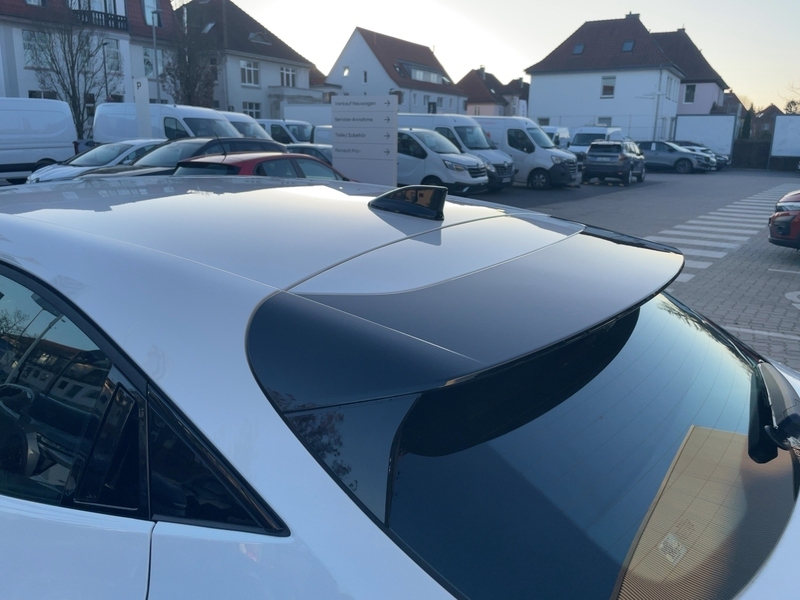 Fahrzeugabbildung Clio +Einparkhilfe+Klimaanlage Bild 18 von 50