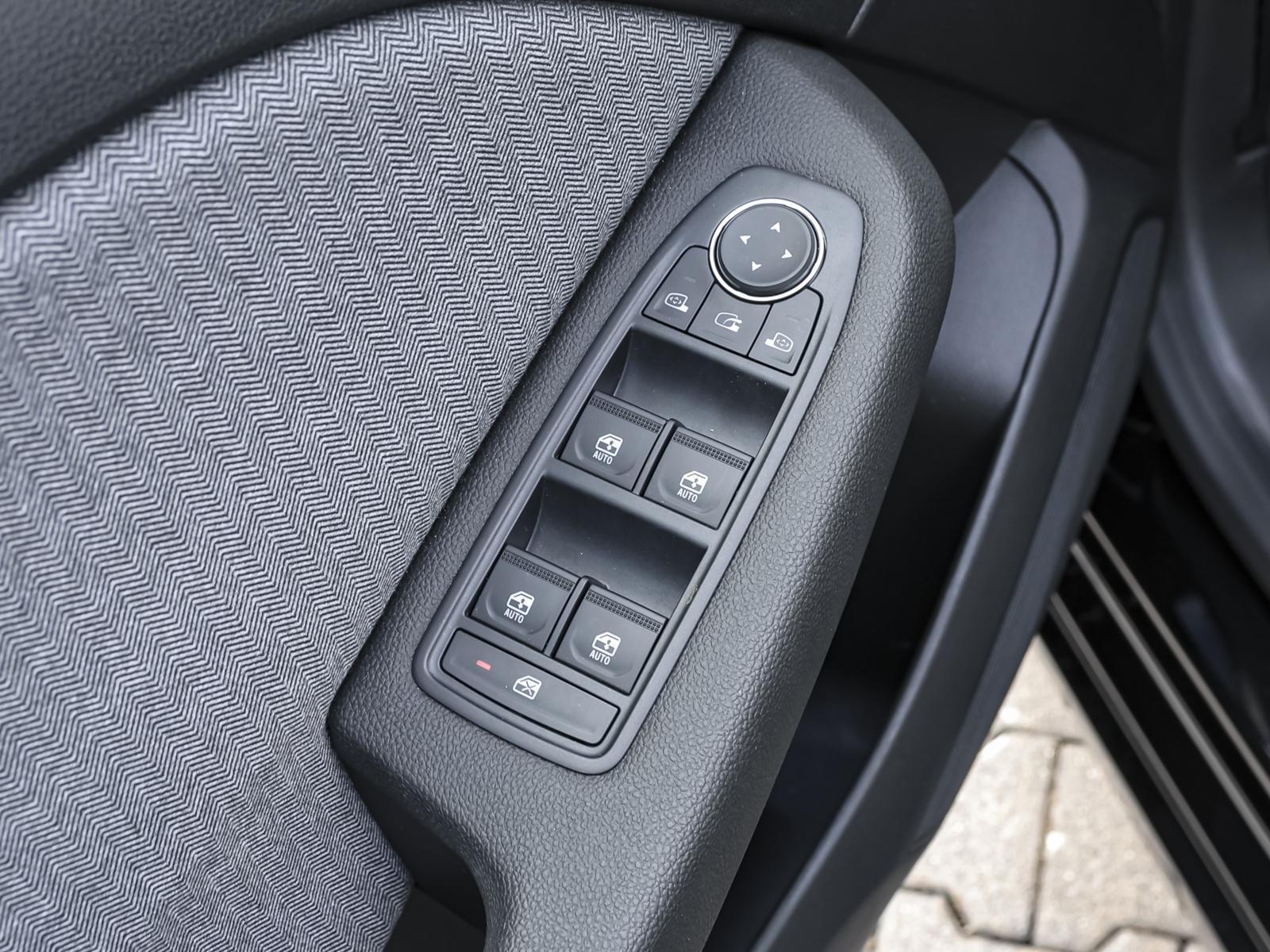 Renault Clio – Bild 18