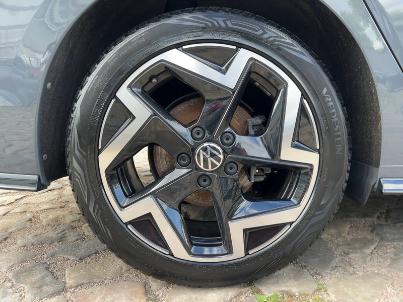 VW Golf