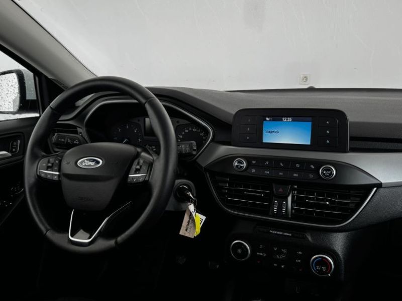 FORD Focus 2021 — imagine 42