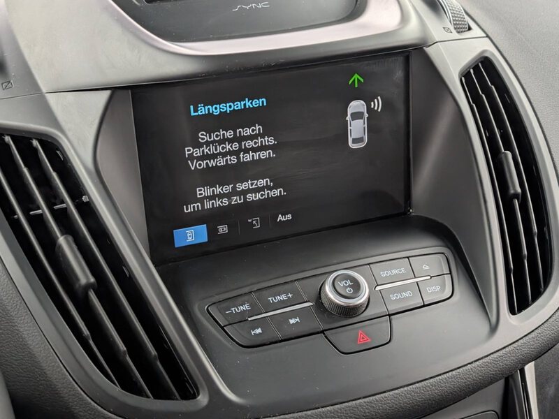 Fahrzeugabbildung Kuga 1.5 EcoBoost ST-Line Sony Keyfree Bild 28 von 44