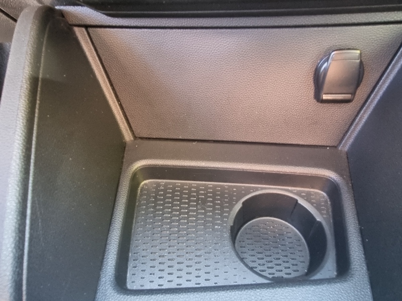 Fahrzeugabbildung Duster Deal TCe 90 Bild 14 von 14