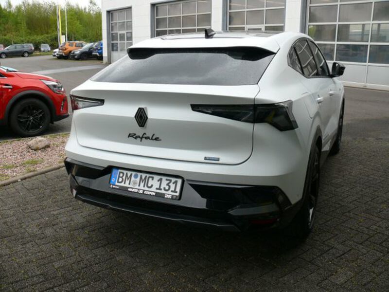 Fahrzeugabbildung Rafale Rafale Atelier Alpine E-Tech Plug-in Hybrid 300 4x4 Bild 4 von 30
