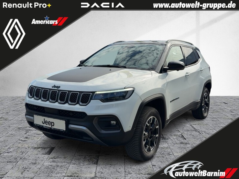 Fahrzeugabbildung Compass  High Upland Plug-In Hybrid 4xe Bild 1 von 15