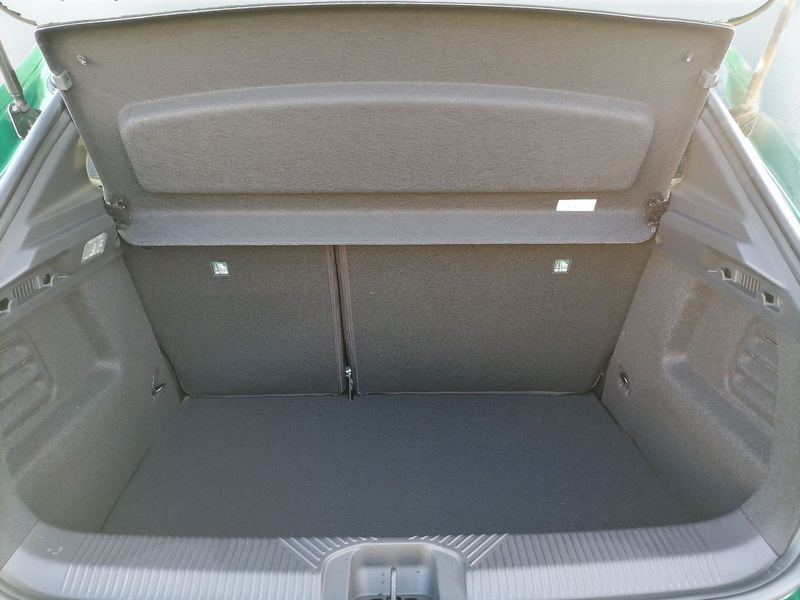 Fahrzeugabbildung Clio VI Techno Full Hybrid E Bild 6 von 14