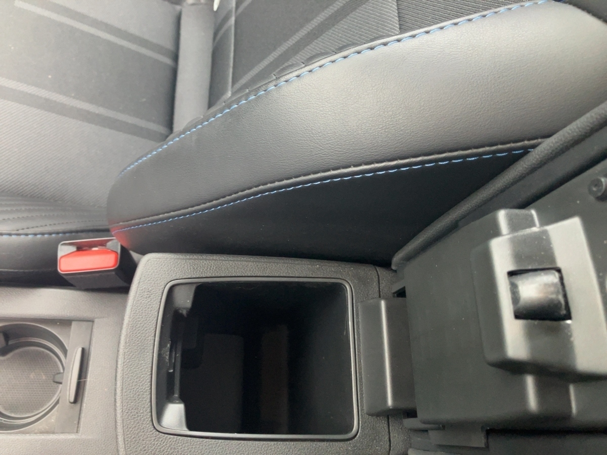 Renault Clio – Bild 18