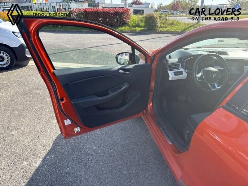 Renault Clio V