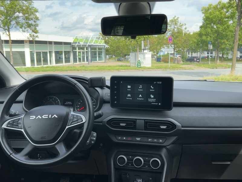 Fahrzeugabbildung Jogger TCe 110 Extreme+ *7-Sitzer* Bild 8 von 15