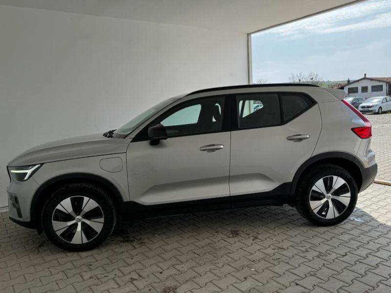 VOLVO XC40 2023 — imagine 29