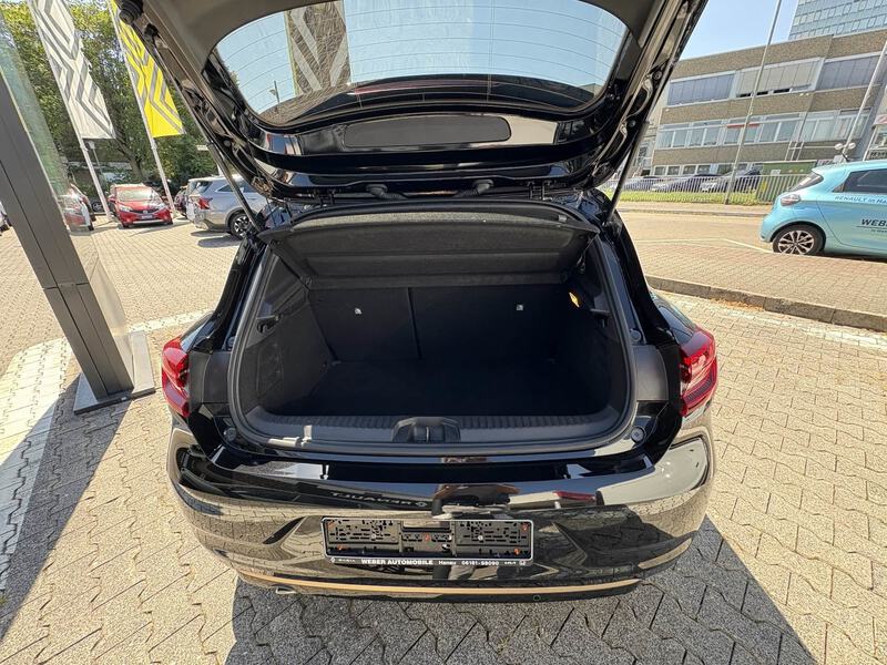 Fahrzeugabbildung Clio V Lutecia Bild 10 von 18
