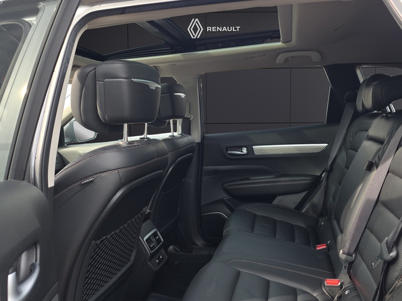 Fahrzeugabbildung Koleos Panoramadach Automatik Allrad Navi Bild 9 von 15