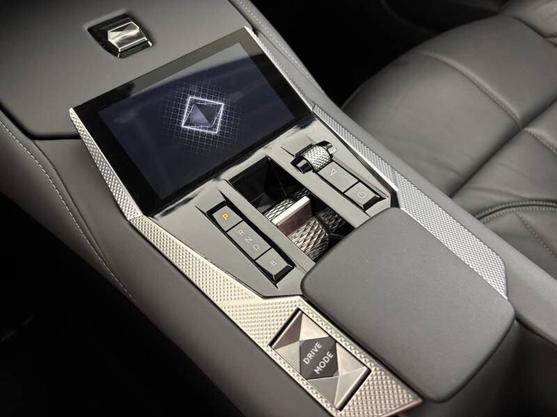 DS DS4