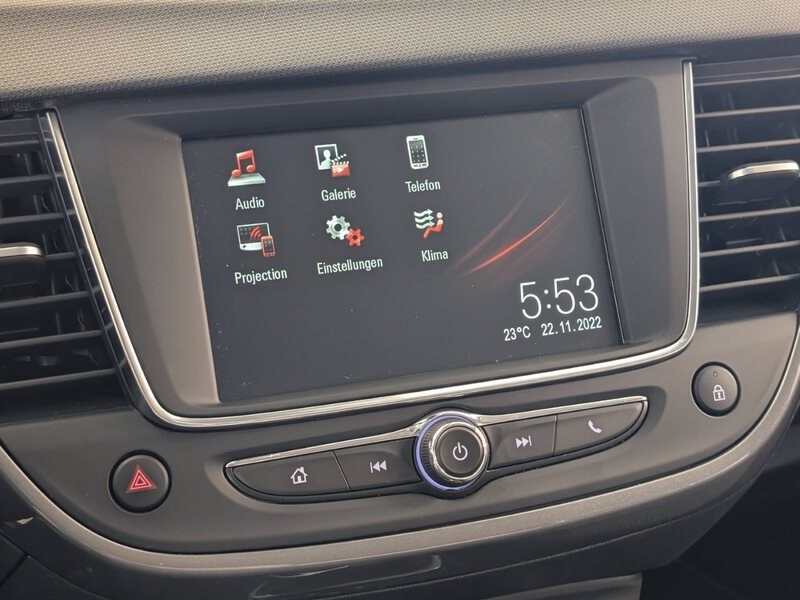 Fahrzeugabbildung Crossland 1.2 Elegance CarPlay Tempomat Bild 17 von 34