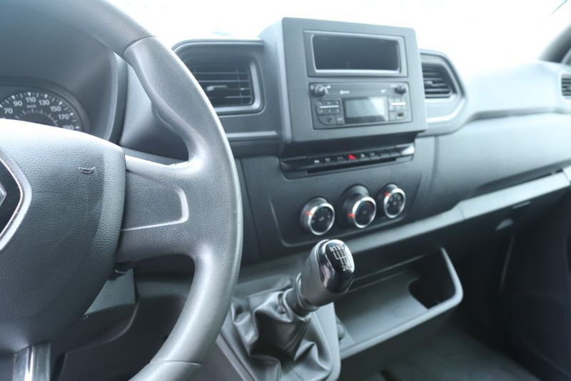 RENAULT Master 2019 — imagine 15