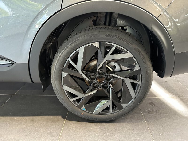 Fahrzeugabbildung Arkana Esprit Alpine Full Hybrid 145 PS Bild 29 von 50