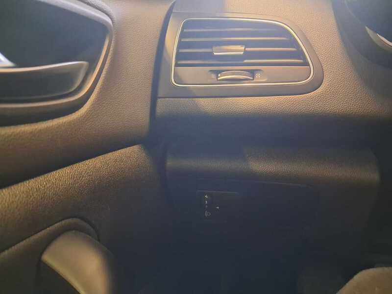 Fahrzeugabbildung Megane GT TCe205 Renault Sport *In Germersheim* Bild 12 von 23