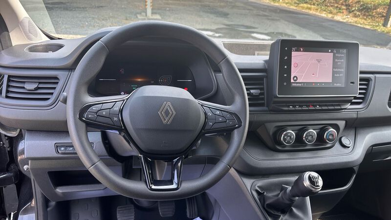 Renault Trafic Combi