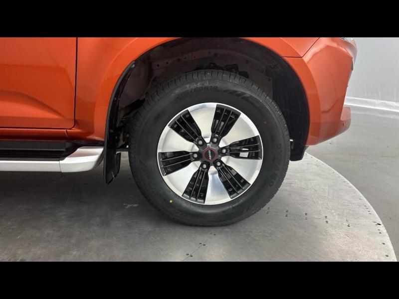 Isuzu D-MAX