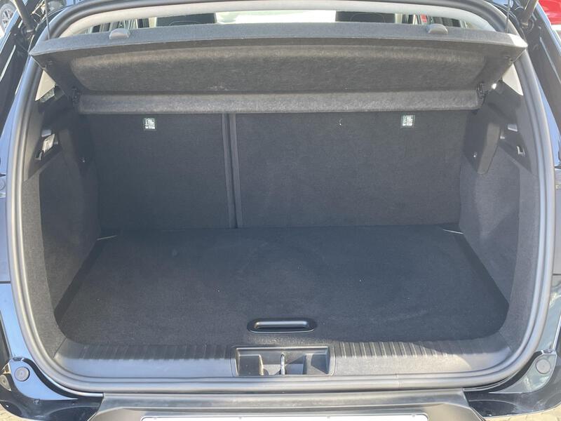 Fahrzeugabbildung Captur ZEN TCe 90 Bild 9 von 21