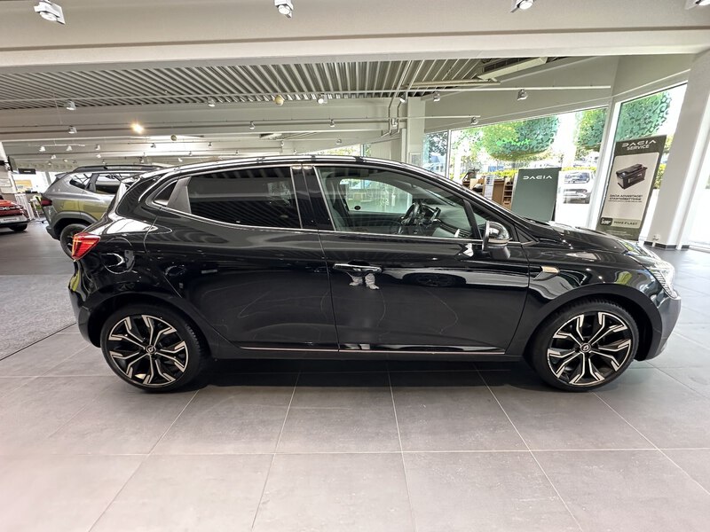 Fahrzeugabbildung Clio LUTECIA TCe 90 Bild 6 von 50