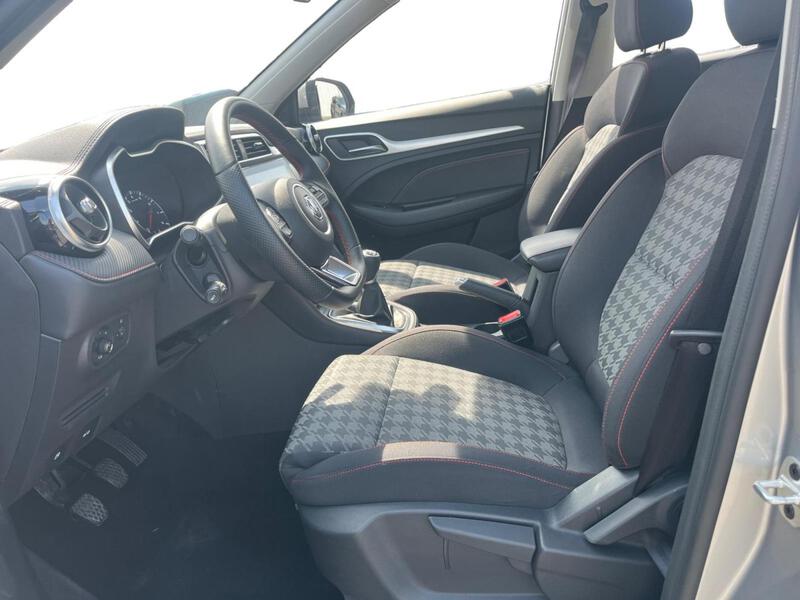 MG ZS