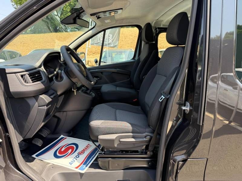 Renault Trafic Combi