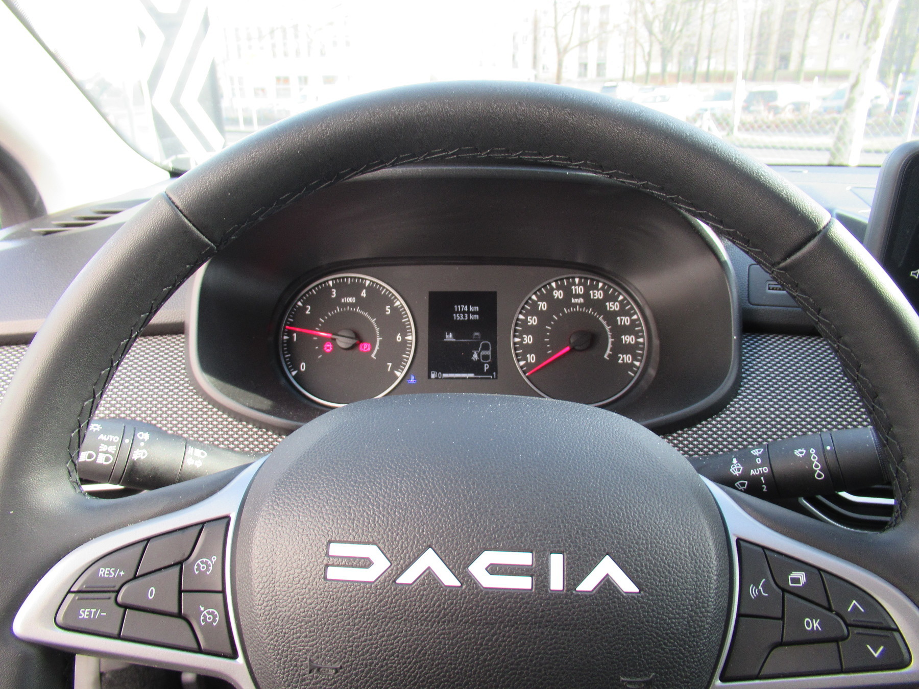 Dacia Logan – Bild 8