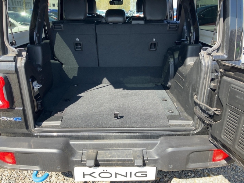 Fahrzeugabbildung Wrangler 4x4 Automatik, Carplay Bild 8 von 20