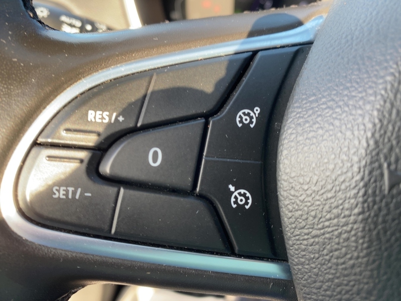 Fahrzeugabbildung Megane Grandtour ZEN TCe 115 GPF Bild 21 von 21