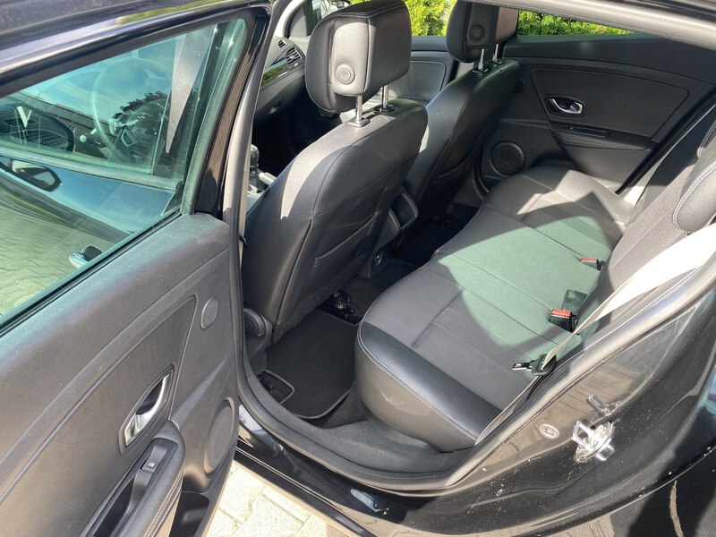 Fahrzeugabbildung Megane III Bose Edition TCe Bild 8 von 18