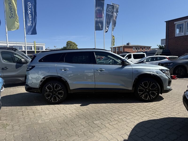 Fahrzeugabbildung Espace 96kW/131PS Bild 8 von 15