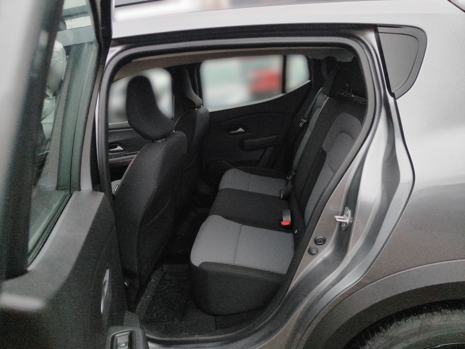 Dacia Sandero – Bild 11