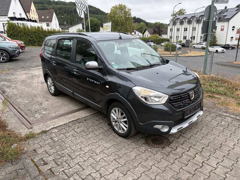 Dacia Lodgy