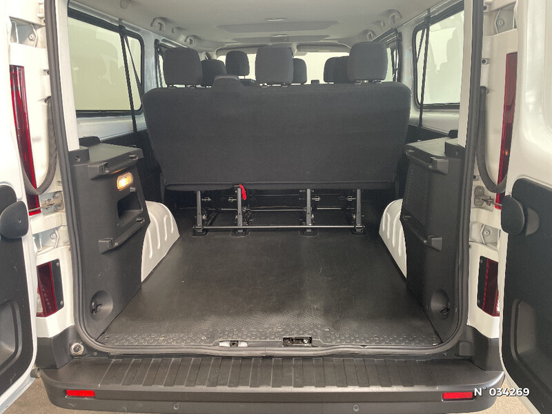 Renault Trafic Combi