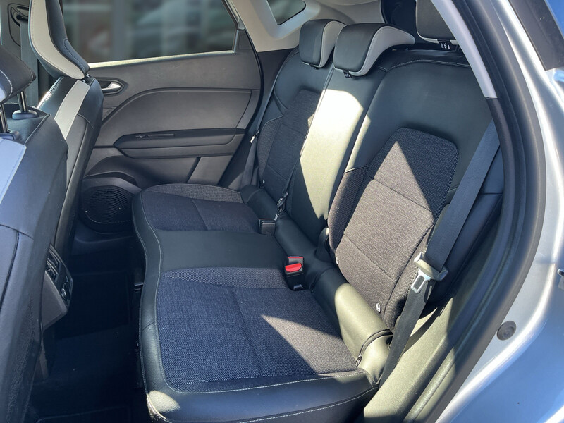 Fahrzeugabbildung Captur RF-Kamera, LED Bild 16 von 25