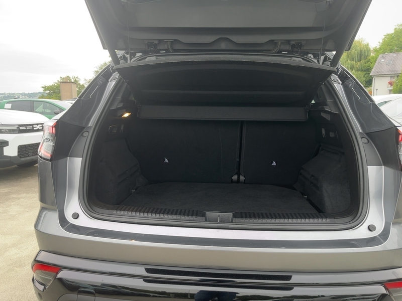 Fahrzeugabbildung Austral Iconic Esprit Alpine Mild 160 Automatik Bild 12 von 16