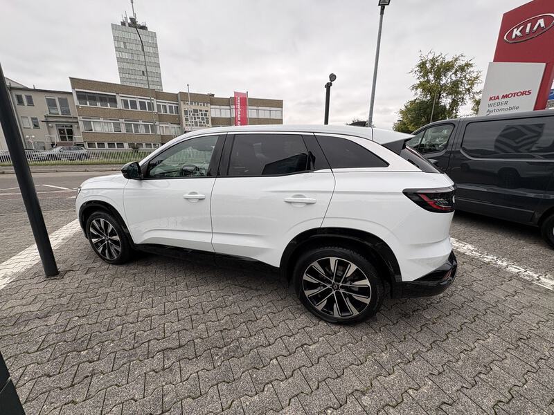Fahrzeugabbildung Austral Techno Hybrid 200 E-Tech Bild 7 von 18