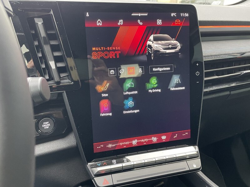 Fahrzeugabbildung Austral Esprit Alpine Full Hybrid E-Tech 200 Bild 19 von 42