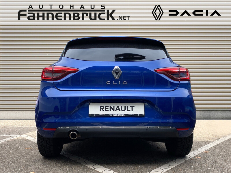 Fahrzeugabbildung Clio Scheckheft Navi Sitzheizung  Bild 4 von 20