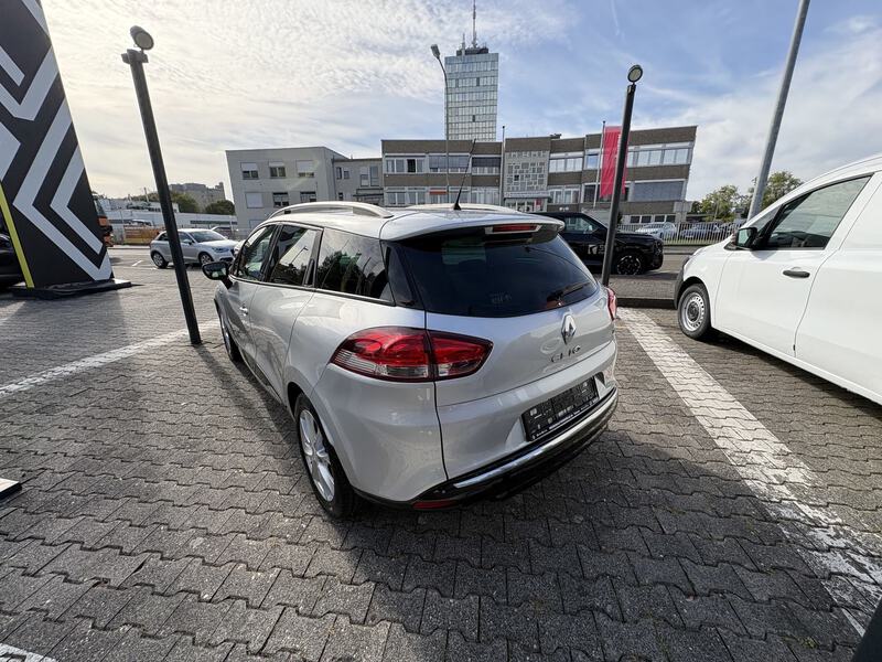 Fahrzeugabbildung Clio IV 0.9 TCe 90 Grandtour Limited ENERGY Bild 6 von 18