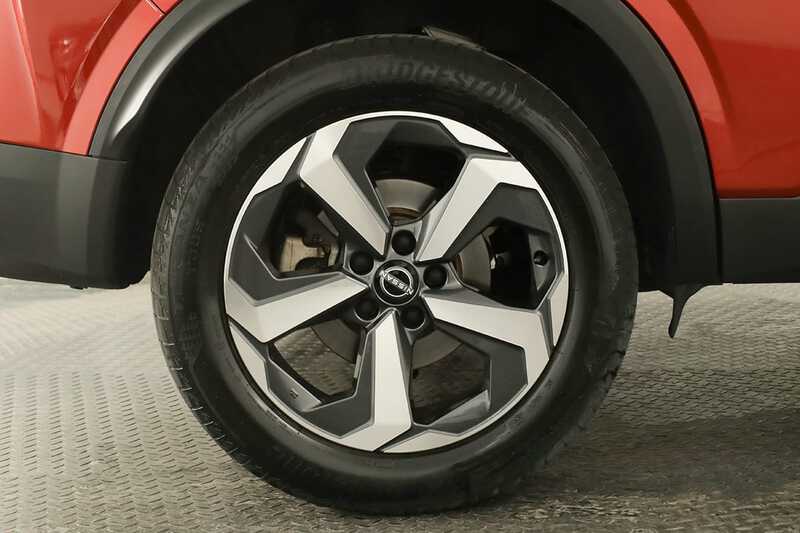 NISSAN Qashqai Qashqai 1.3 DIG-T N-Connecta LED Xtronic — fotografia 5