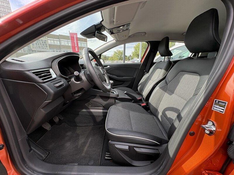 Fahrzeugabbildung Clio V 1.0 TCe 90 Intens Bild 13 von 18